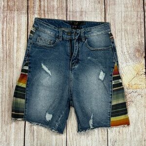 L&B Boyfriend Demin Shorts w/ Serape Trim